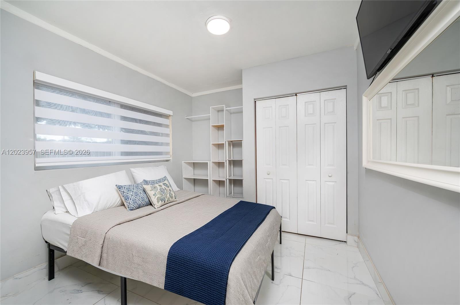 HIALEAH 9TH ADDN - Residential