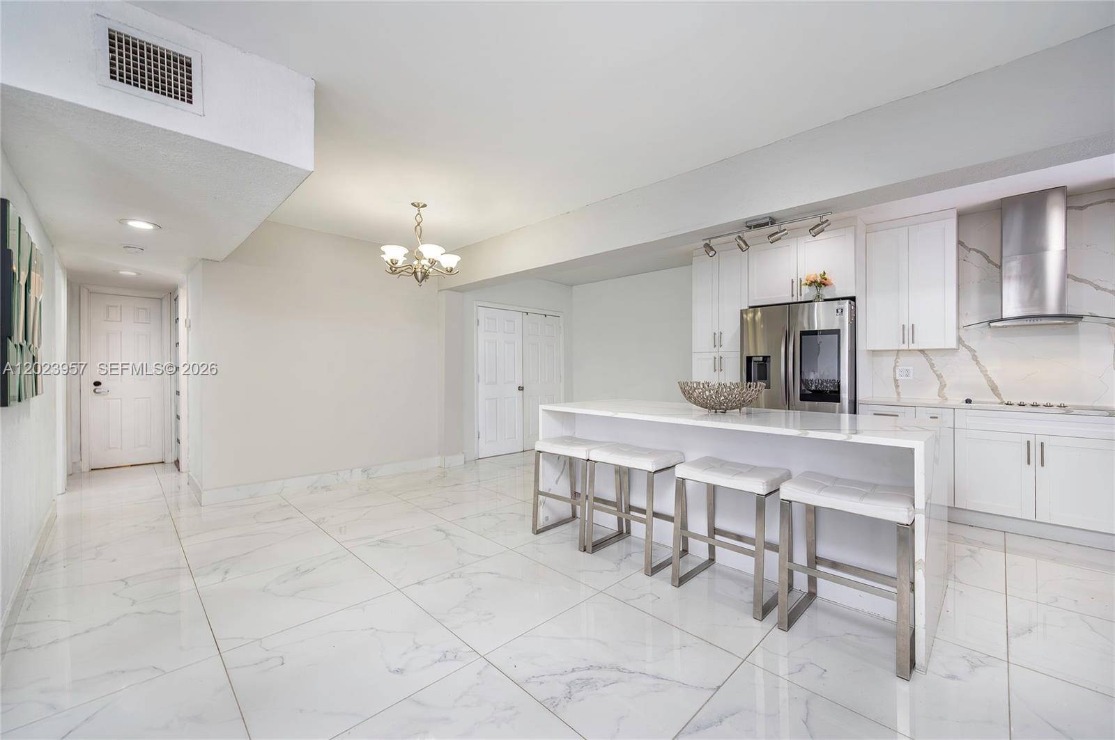 HIALEAH 9TH ADDN - Residential