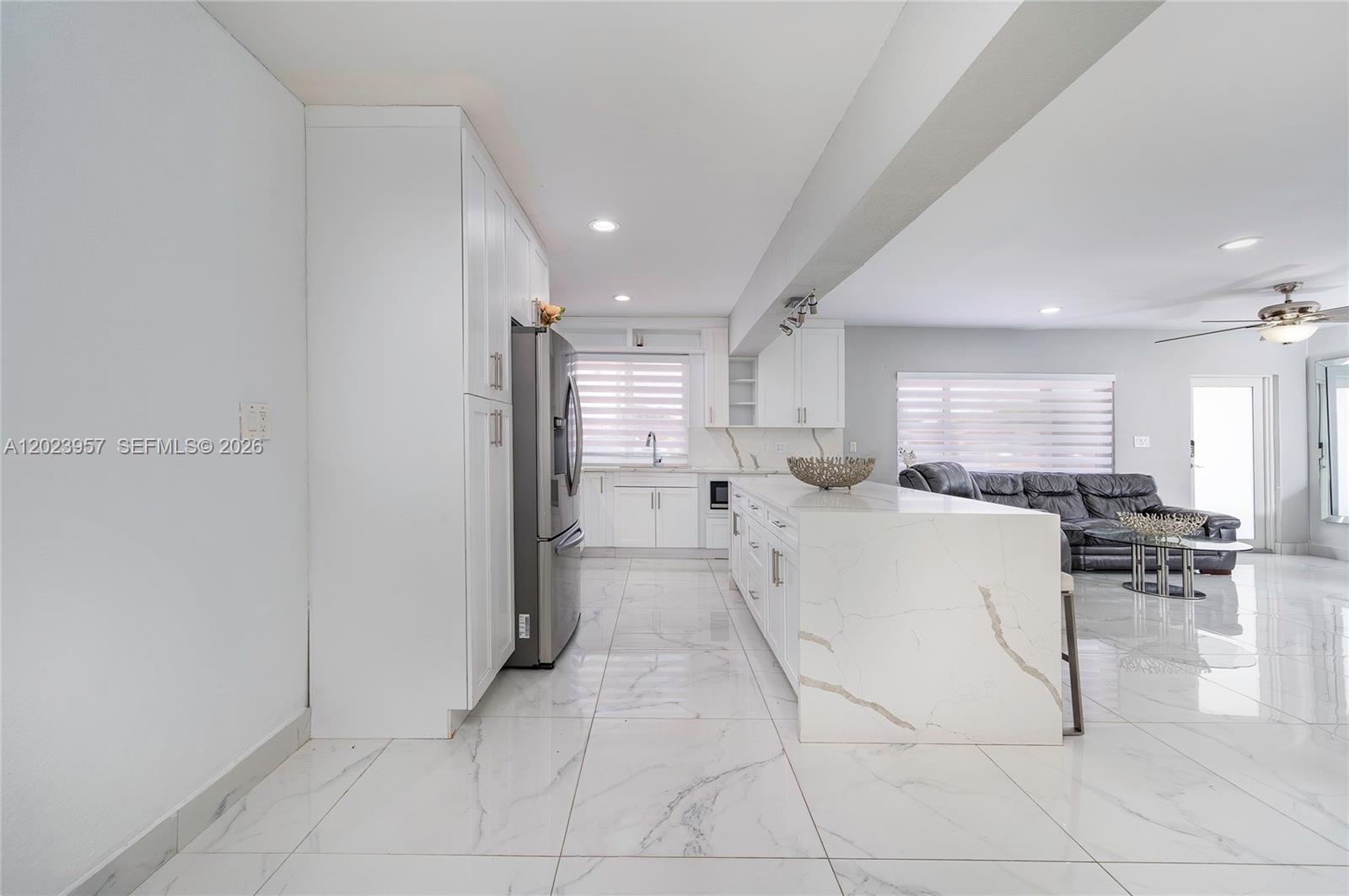 HIALEAH 9TH ADDN - Residential