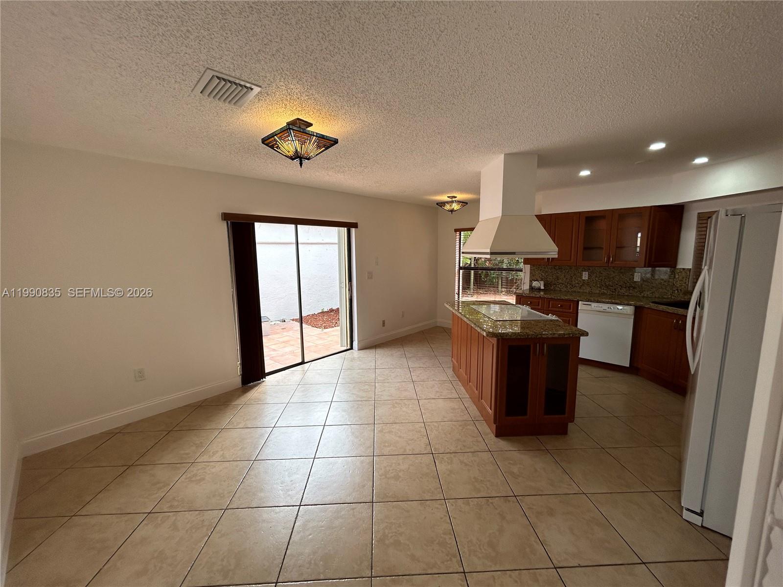 POINCIANA POINTE PHASE 1 - Residential Lease