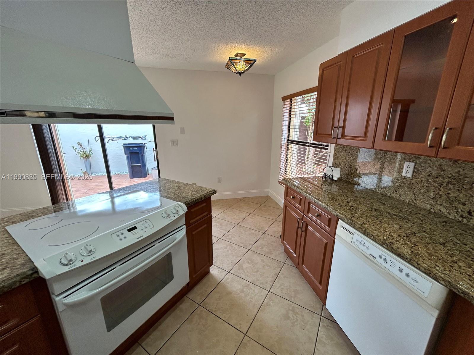 POINCIANA POINTE PHASE 1 - Residential Lease