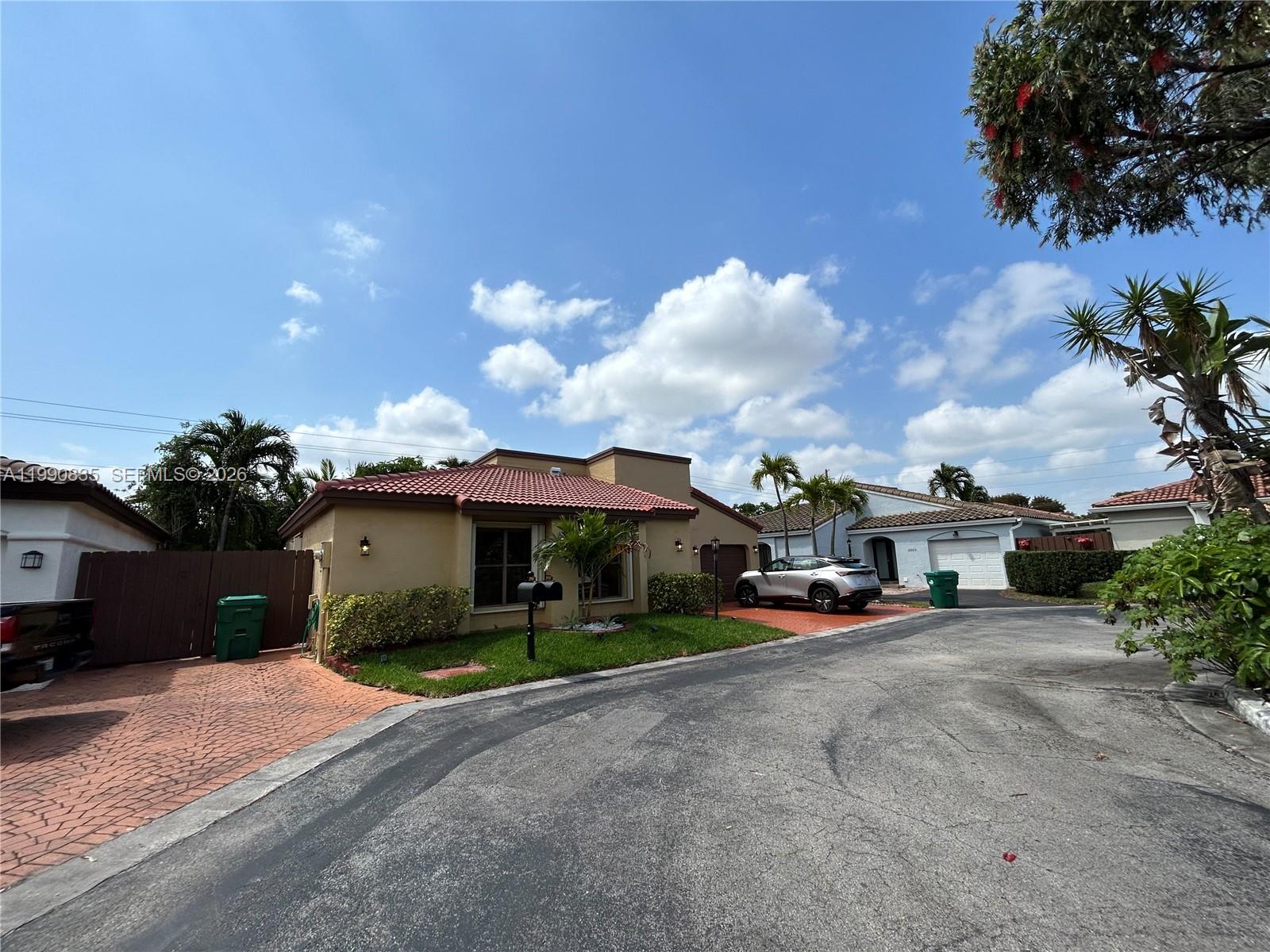 POINCIANA POINTE PHASE 1 - Residential Lease