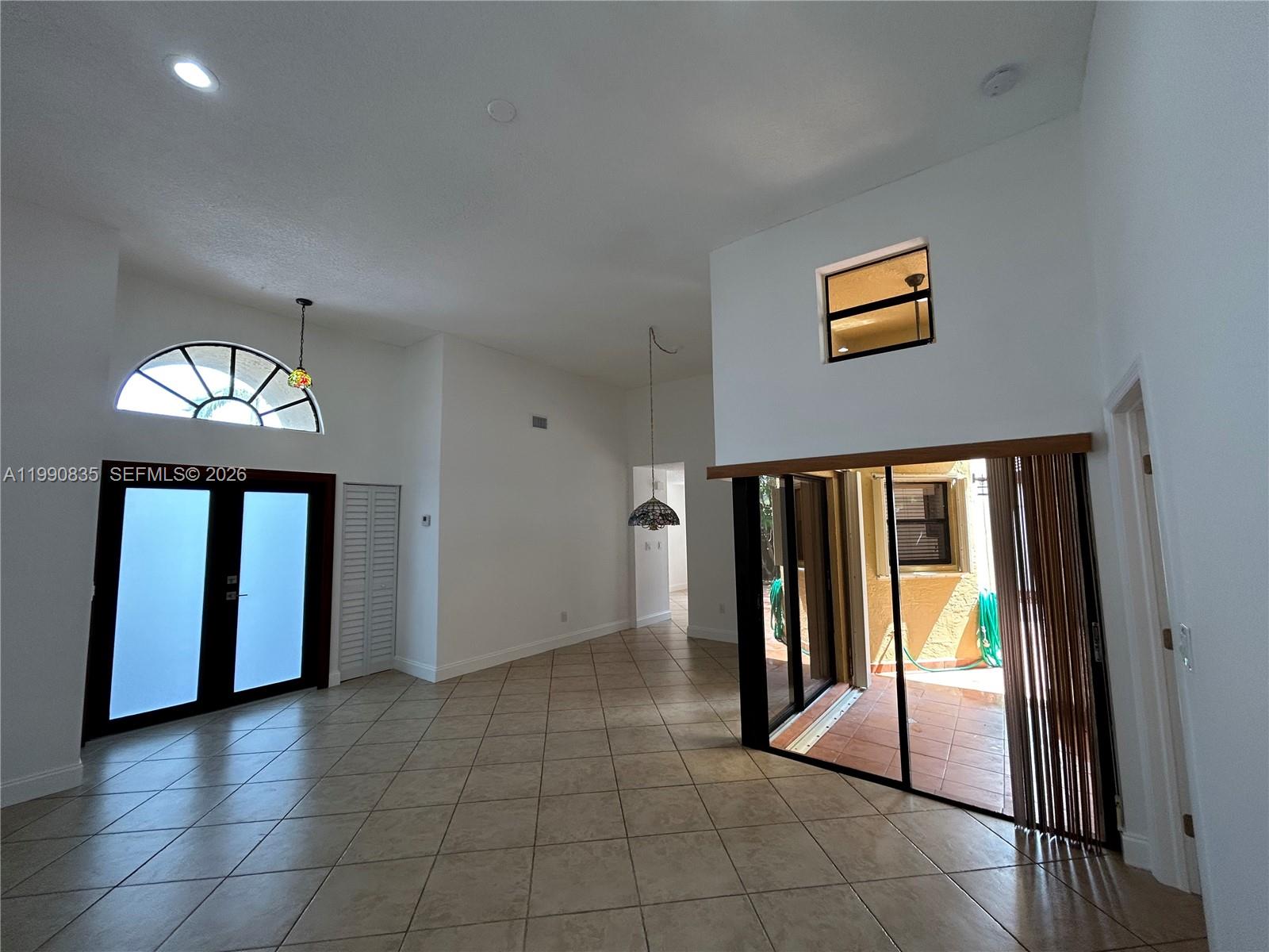 POINCIANA POINTE PHASE 1 - Residential Lease