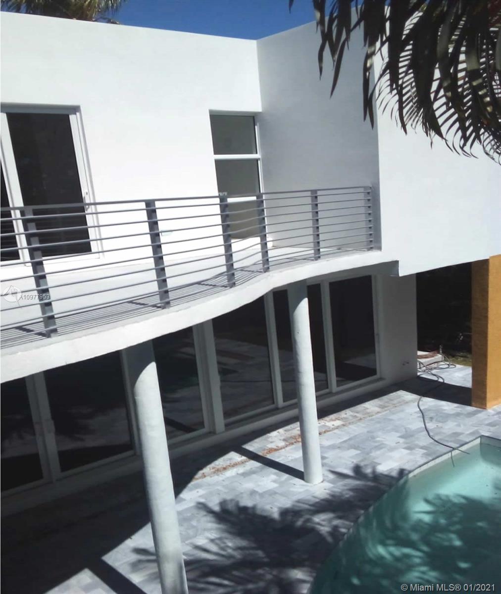 RIO VISTA C J HECTORS RES - Residential
