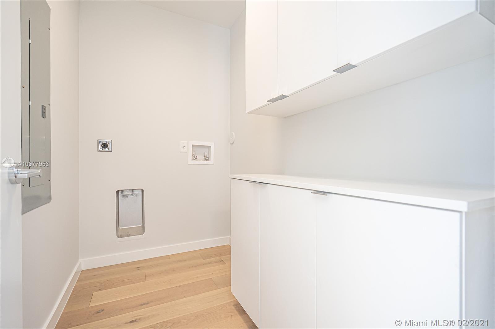 RIO VISTA C J HECTORS RES - Residential
