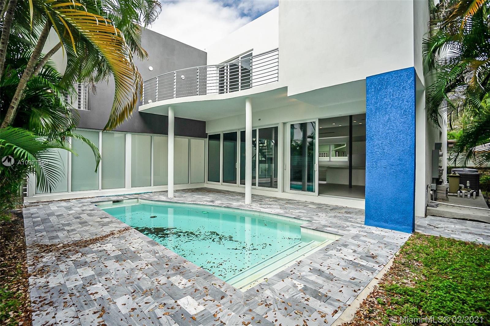 RIO VISTA C J HECTORS RES - Residential
