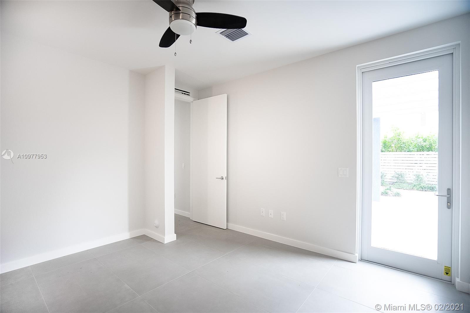 RIO VISTA C J HECTORS RES - Residential