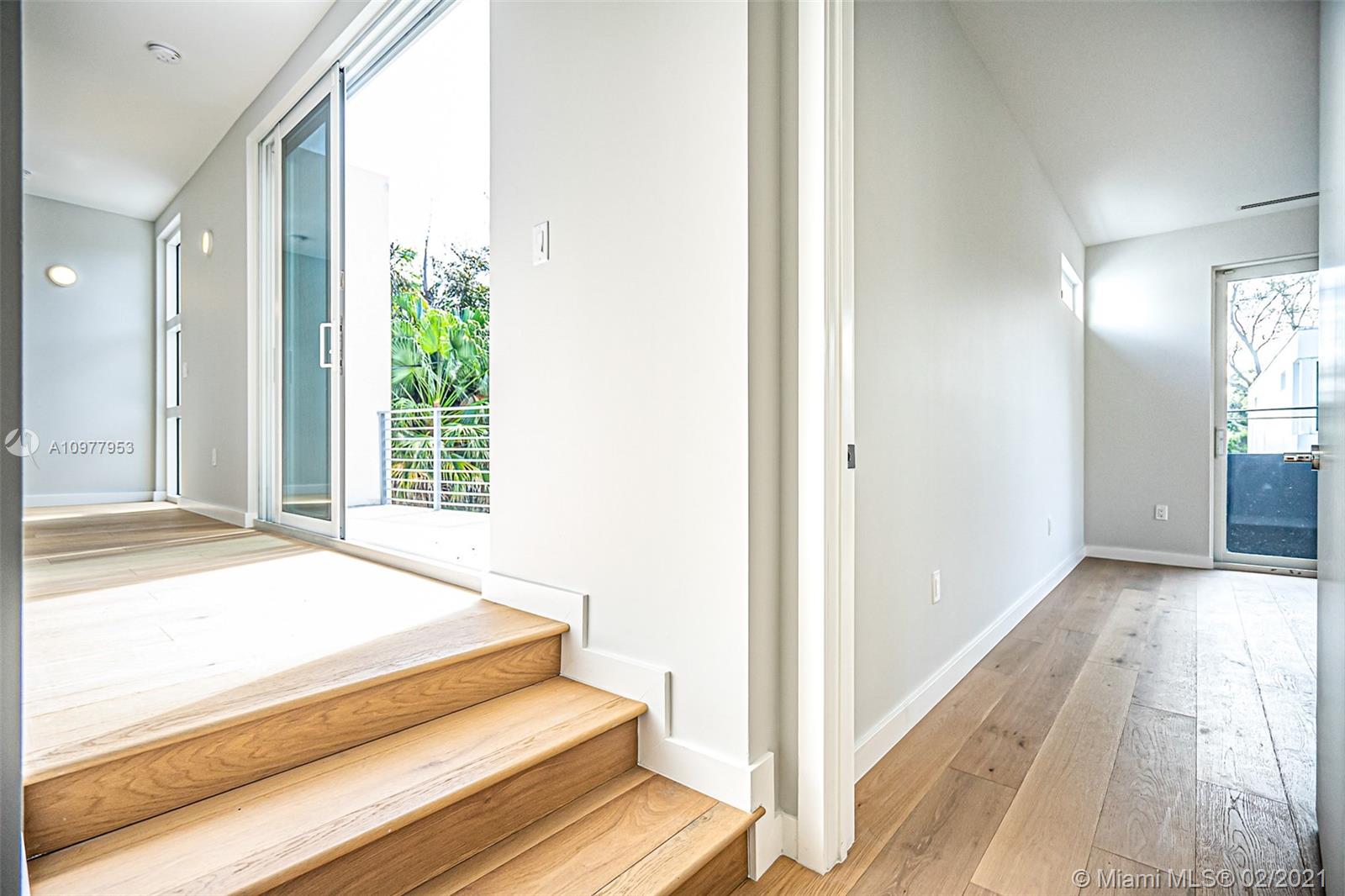 RIO VISTA C J HECTORS RES - Residential