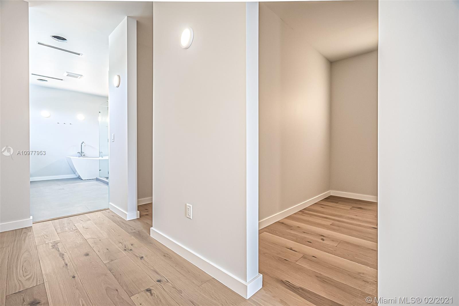 RIO VISTA C J HECTORS RES - Residential