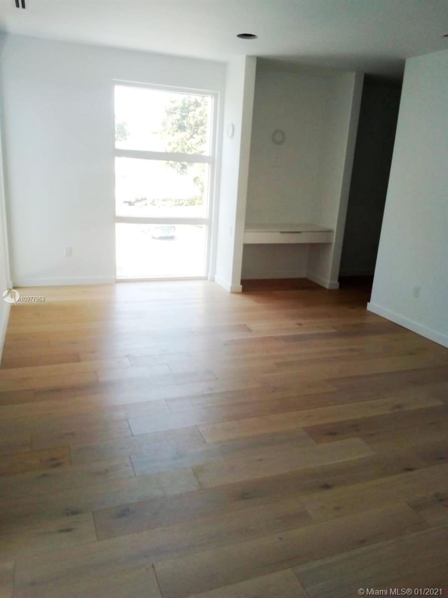 RIO VISTA C J HECTORS RES - Residential
