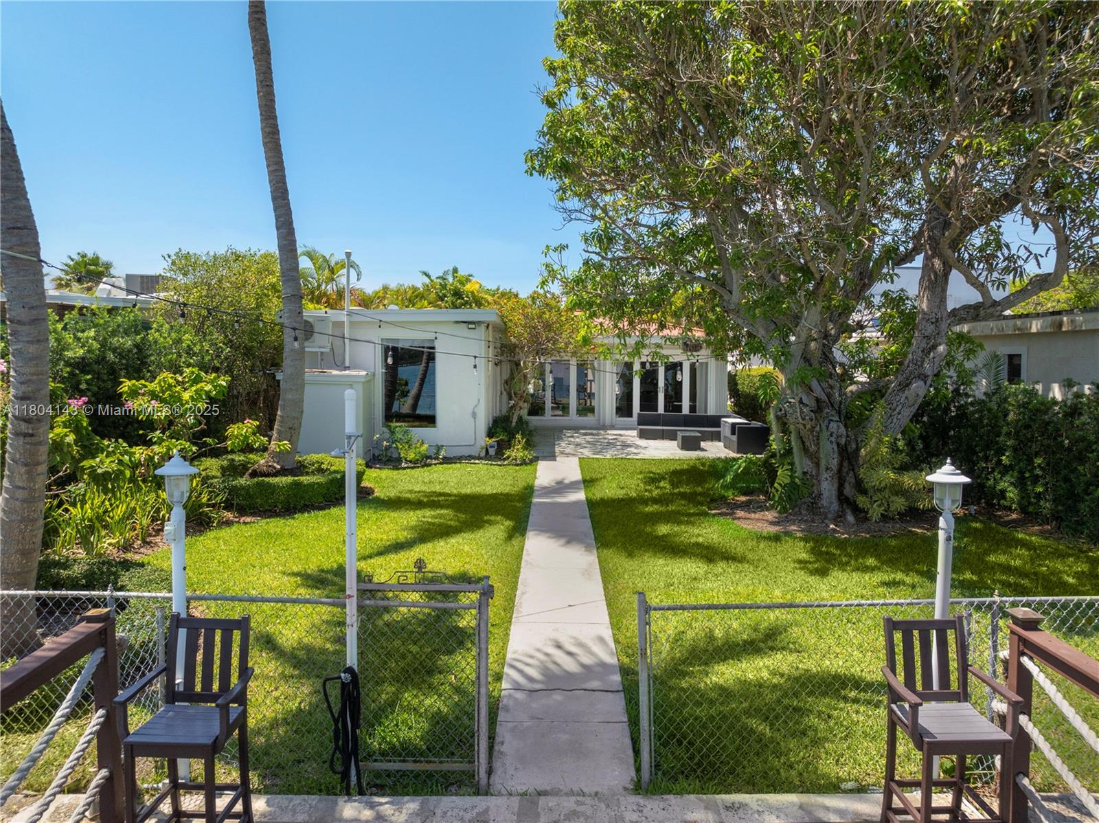 BISCAYNE BEACH-2ND ADDN - Residential