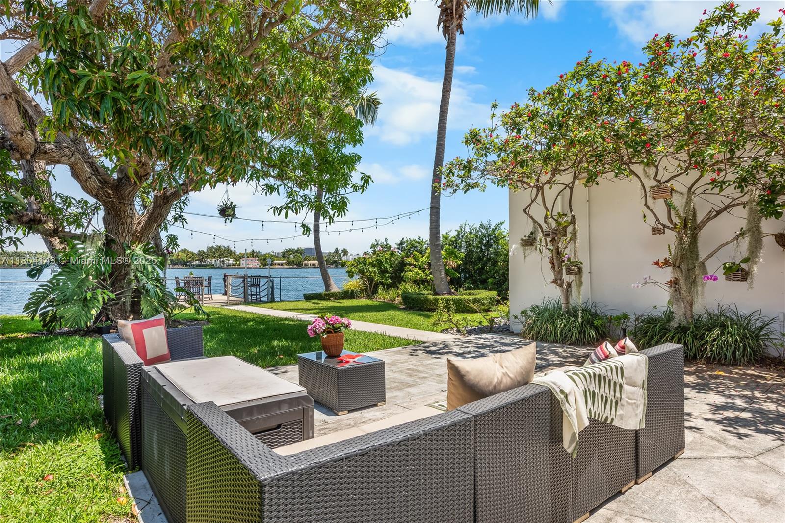 BISCAYNE BEACH-2ND ADDN - Residential