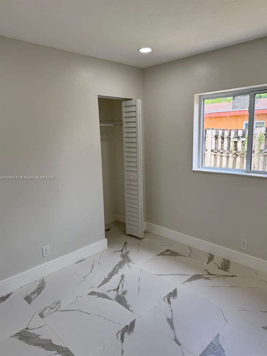 DILLARD PARK ESTATES 1ST - Residential Lease