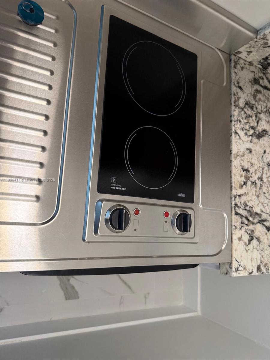 DILLARD PARK ESTATES 1ST - Residential Lease