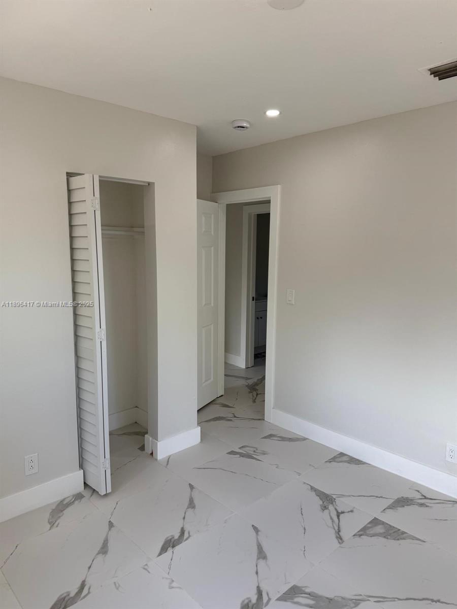 DILLARD PARK ESTATES 1ST - Residential Lease