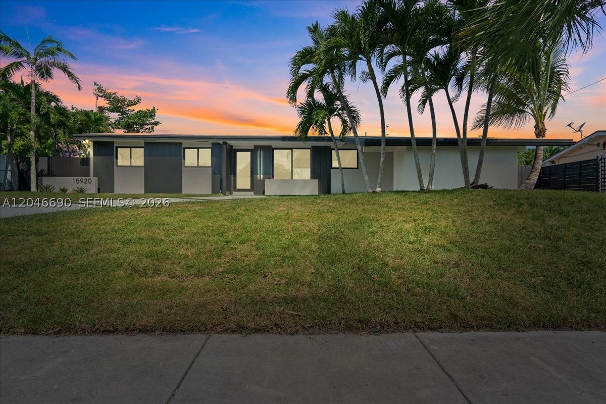 15920 SW 105th Ave