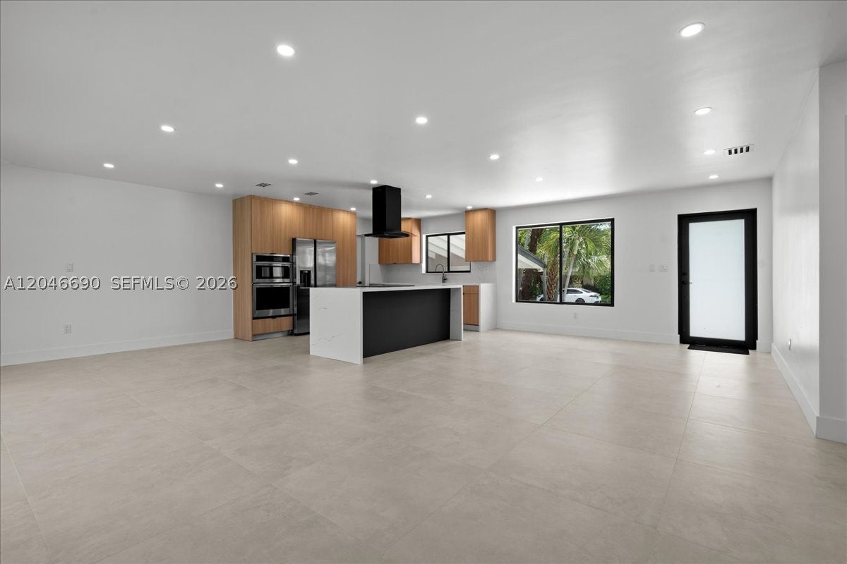 15920 SW 105th Ave