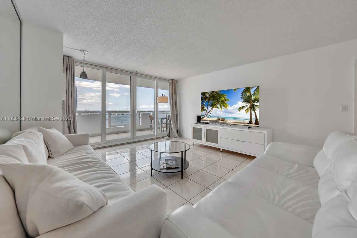 1717 N Bayshore Dr A-3237