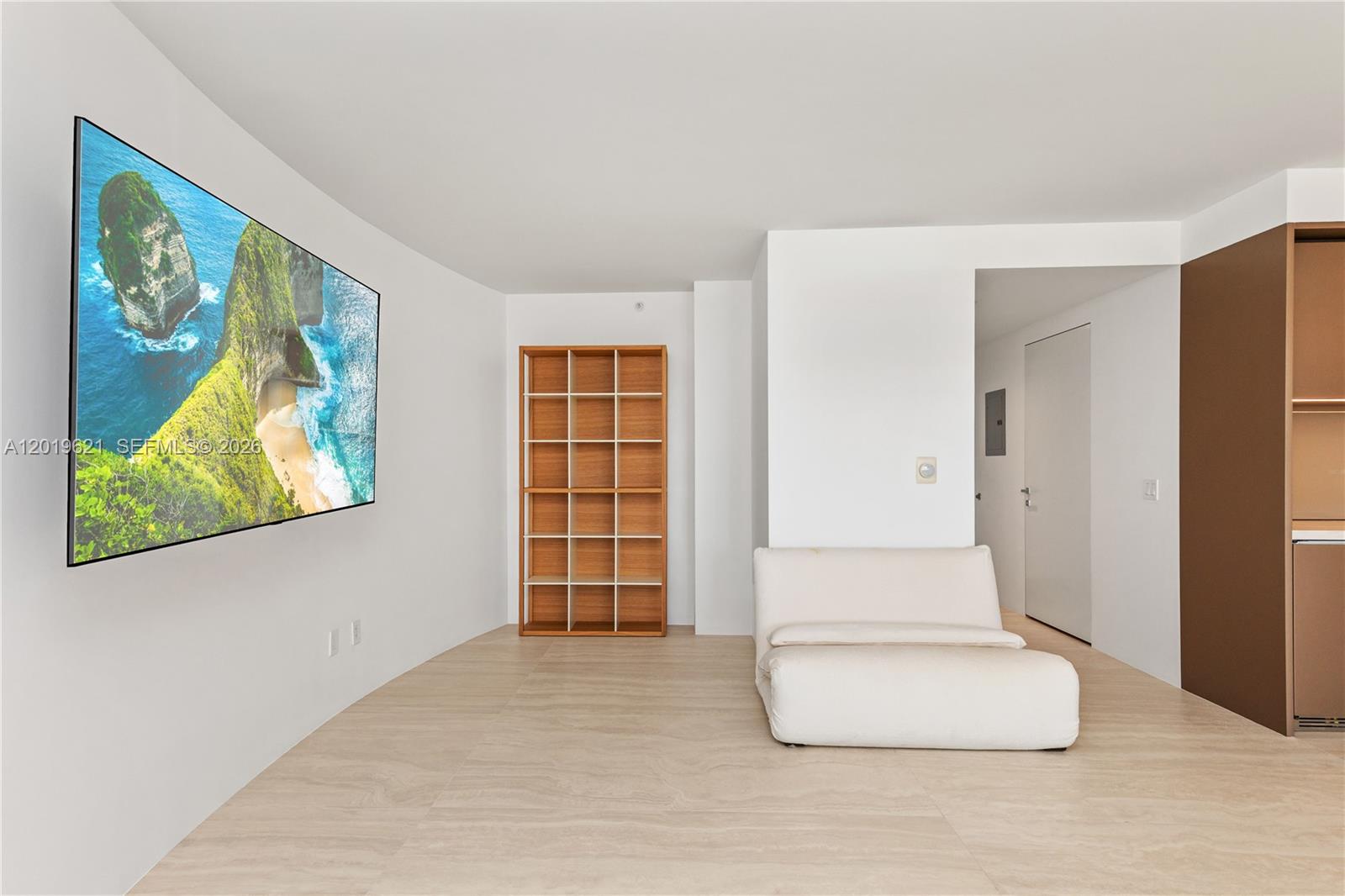 18975 COLLINS CONDO - Residential