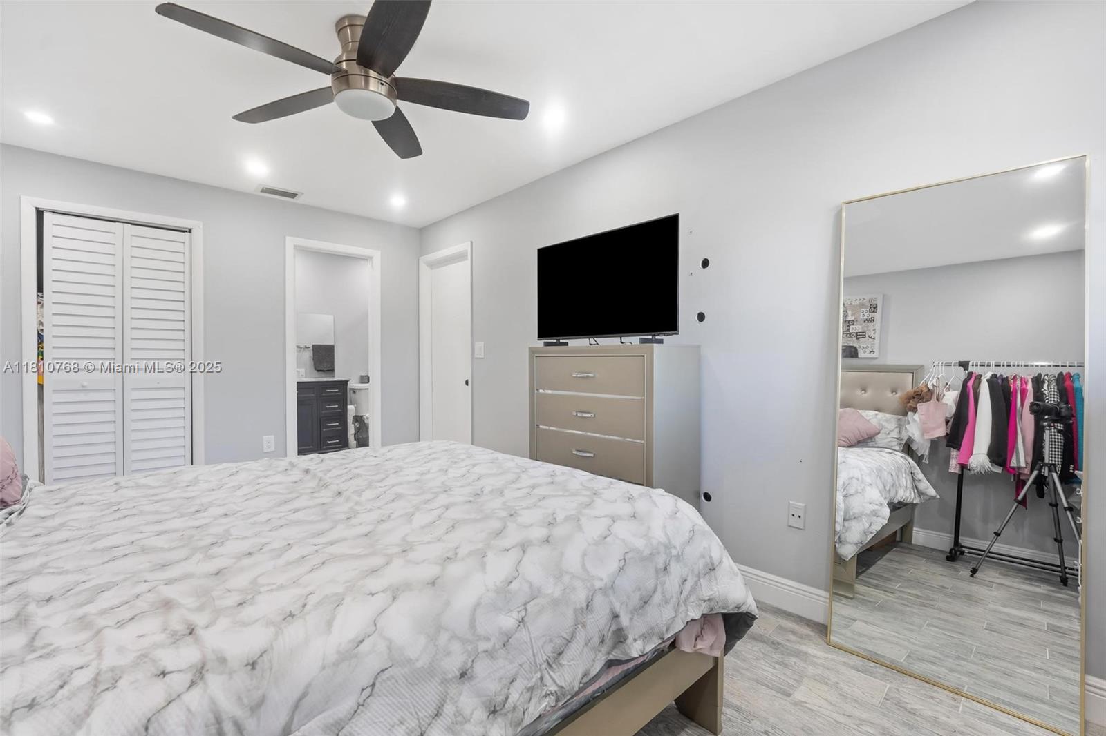 CARMEL LAKES CONDO NO 1 - Residential