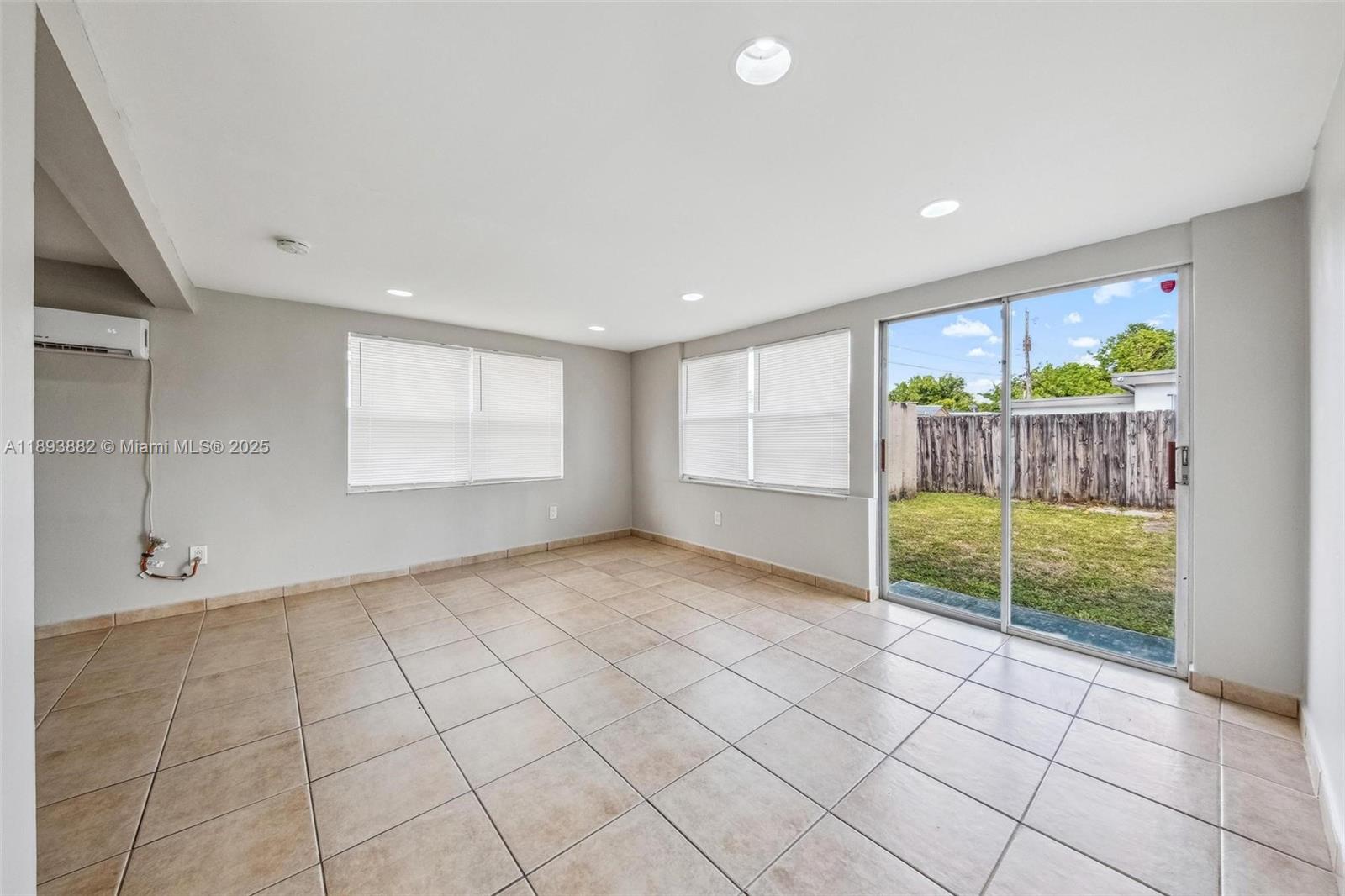 MIAMI GARDENS ESTATES SEC - Residential