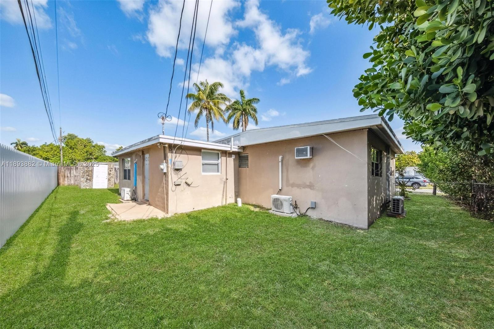 MIAMI GARDENS ESTATES SEC - Residential