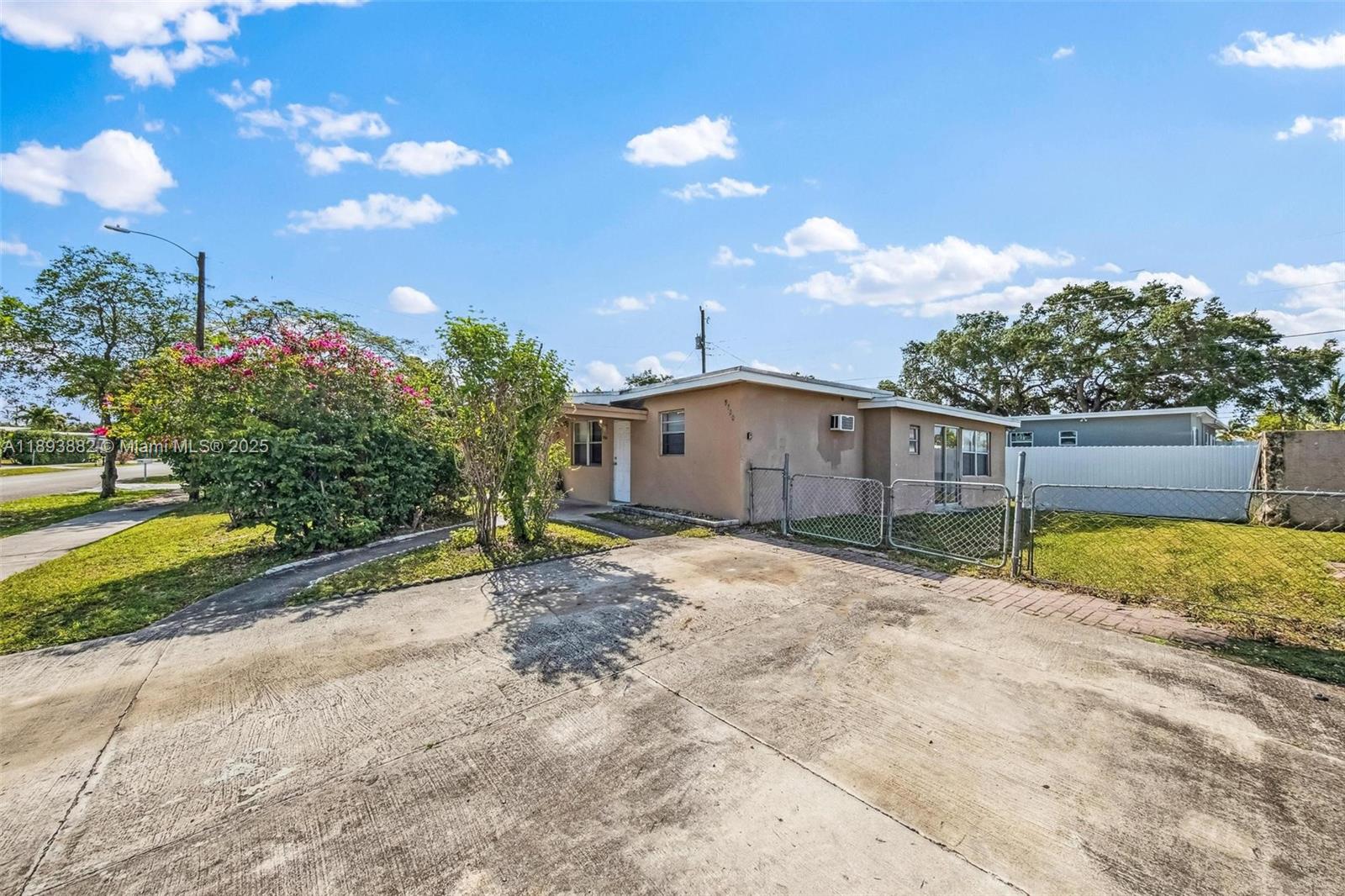 MIAMI GARDENS ESTATES SEC - Residential