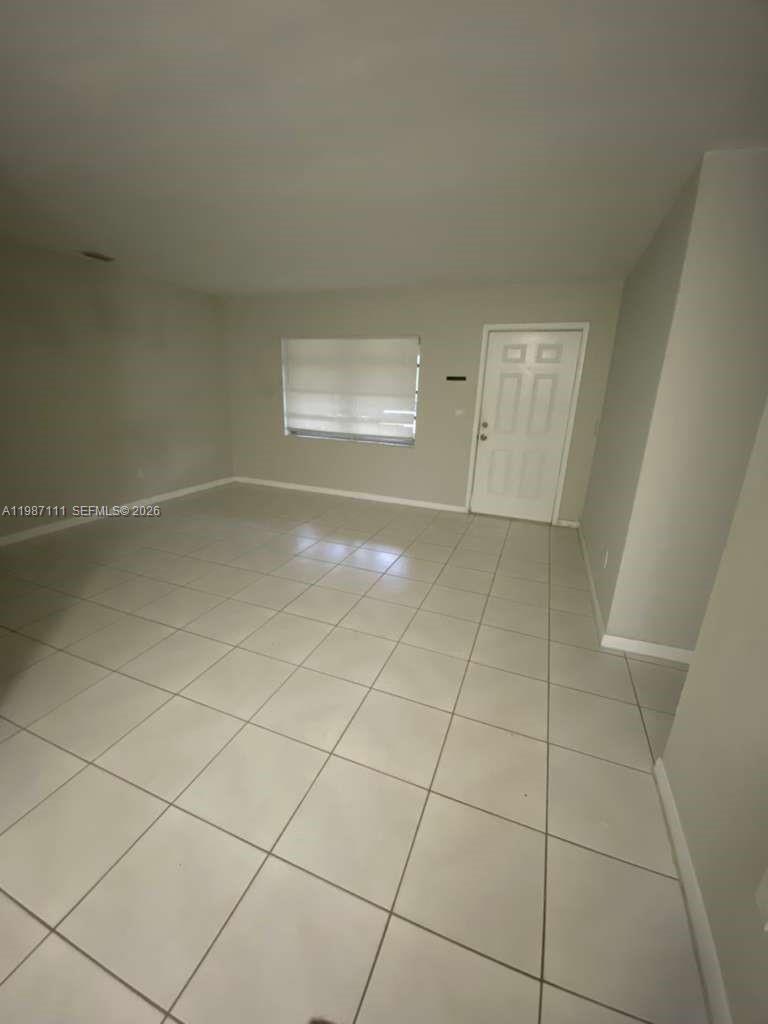 CUTLER RIDGE SEC 3 - Residential Lease