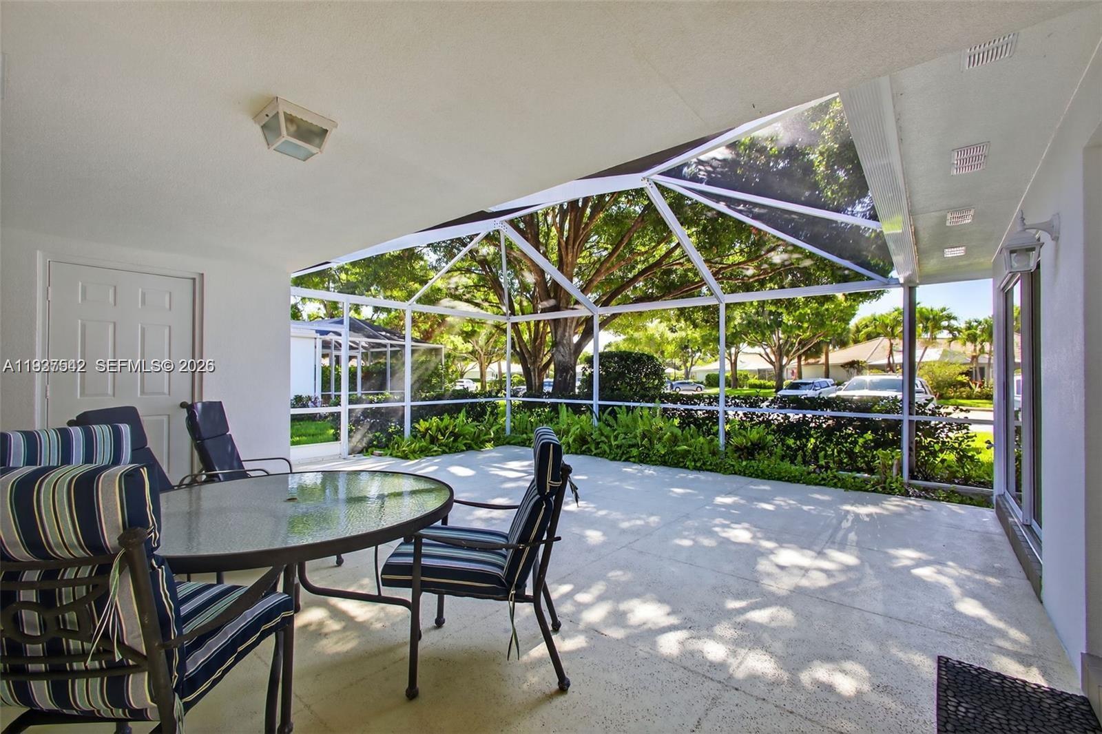 7102 Geminata Oak Ct 7102