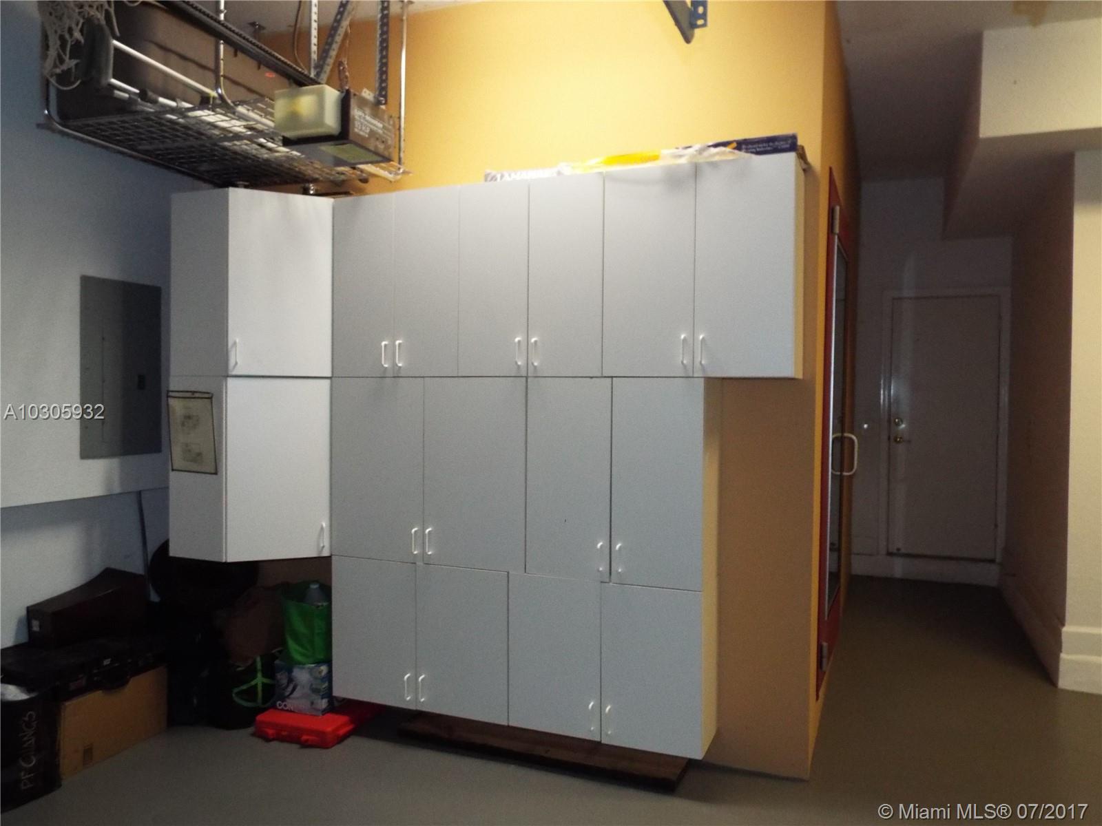 DORAL ISLES VENETIA - Residential Lease