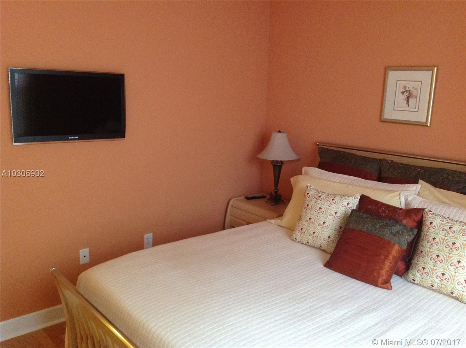 DORAL ISLES VENETIA - Residential Lease