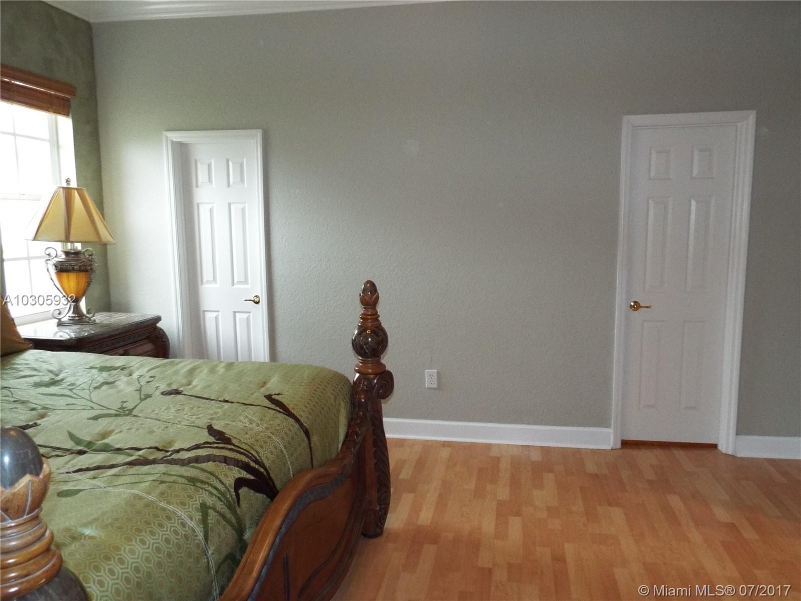 DORAL ISLES VENETIA - Residential Lease