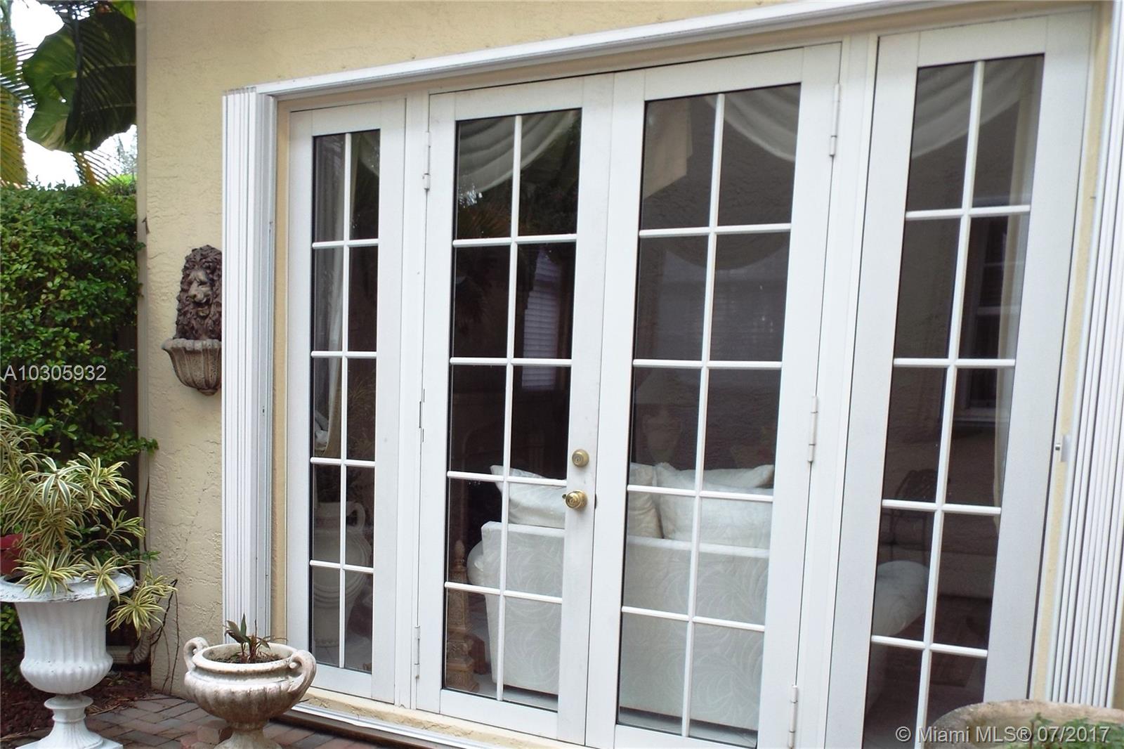 DORAL ISLES VENETIA - Residential Lease