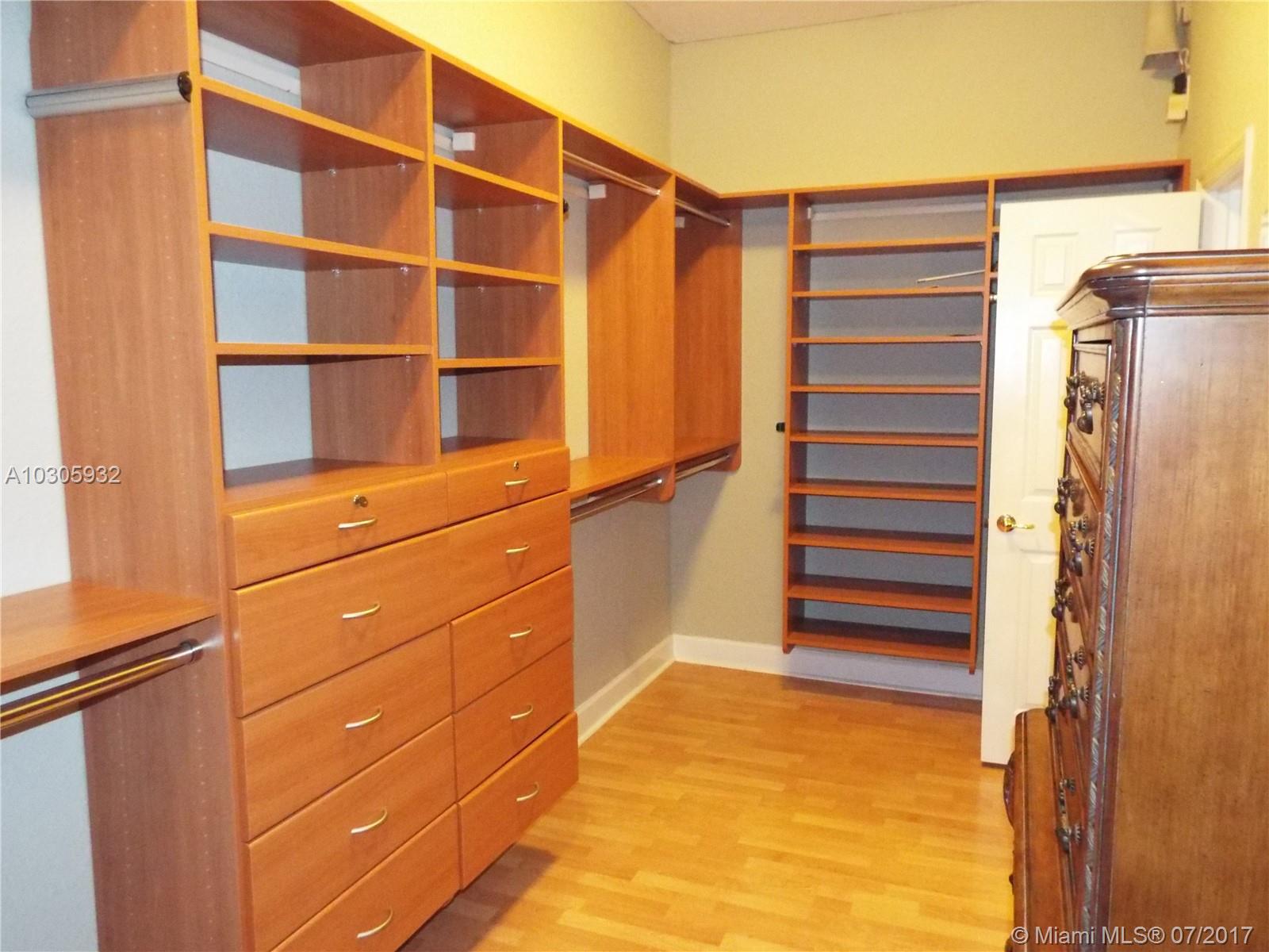 DORAL ISLES VENETIA - Residential Lease