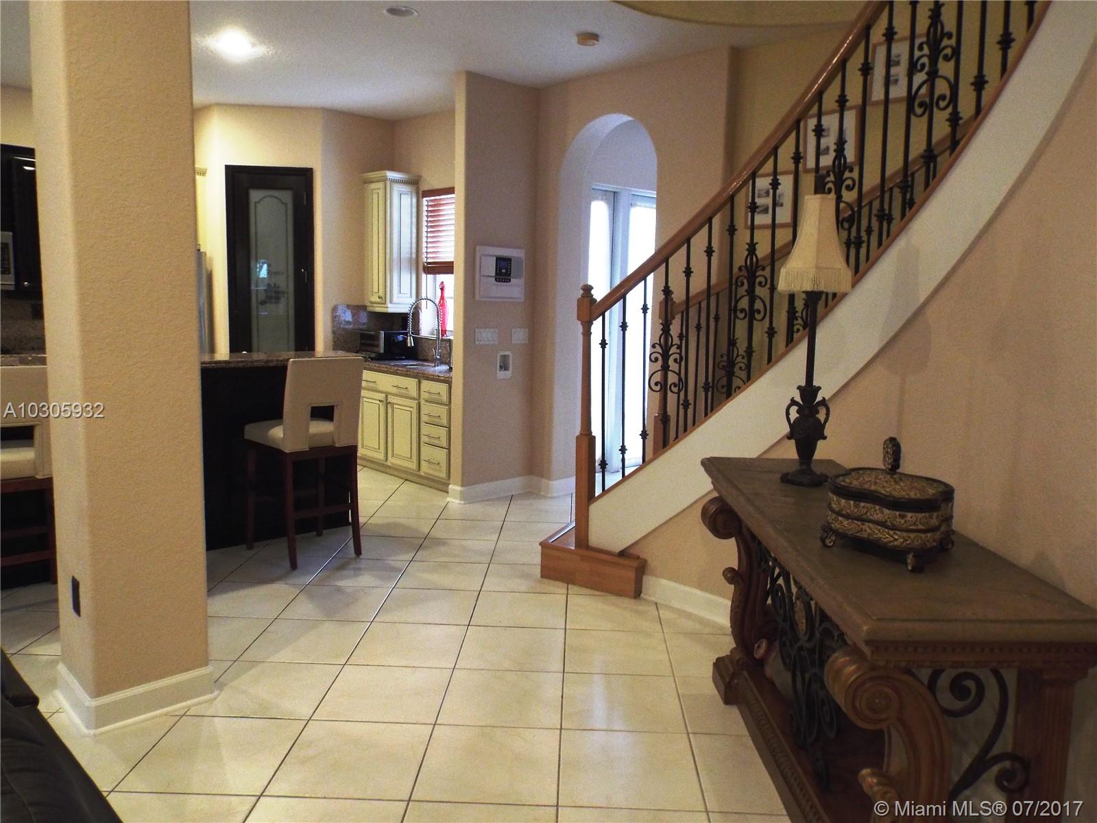 DORAL ISLES VENETIA - Residential Lease