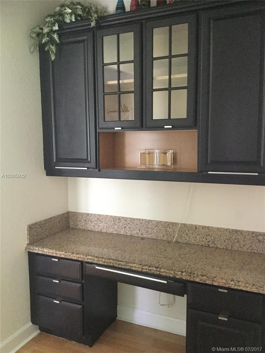 DORAL ISLES VENETIA - Residential Lease