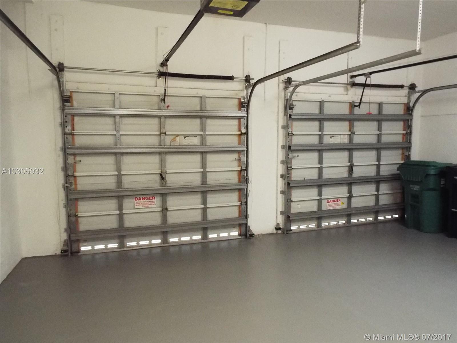 DORAL ISLES VENETIA - Residential Lease