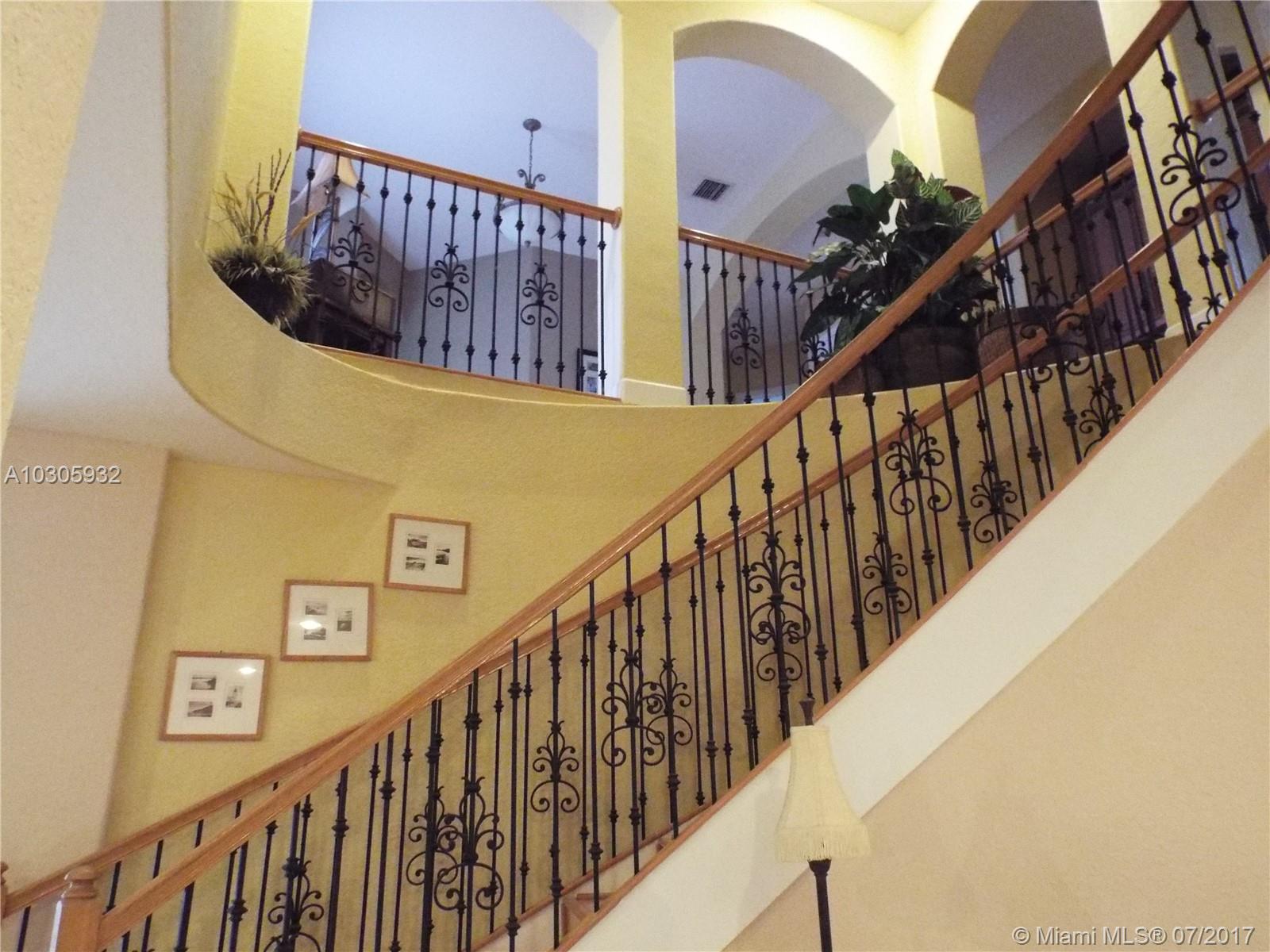 DORAL ISLES VENETIA - Residential Lease