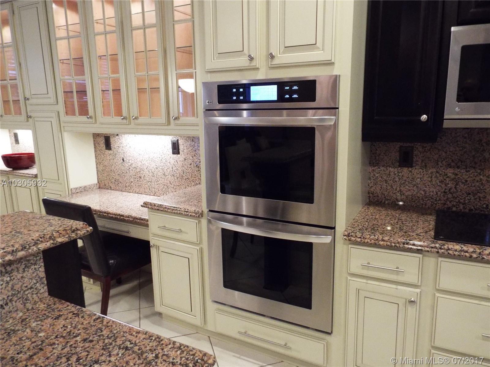 DORAL ISLES VENETIA - Residential Lease