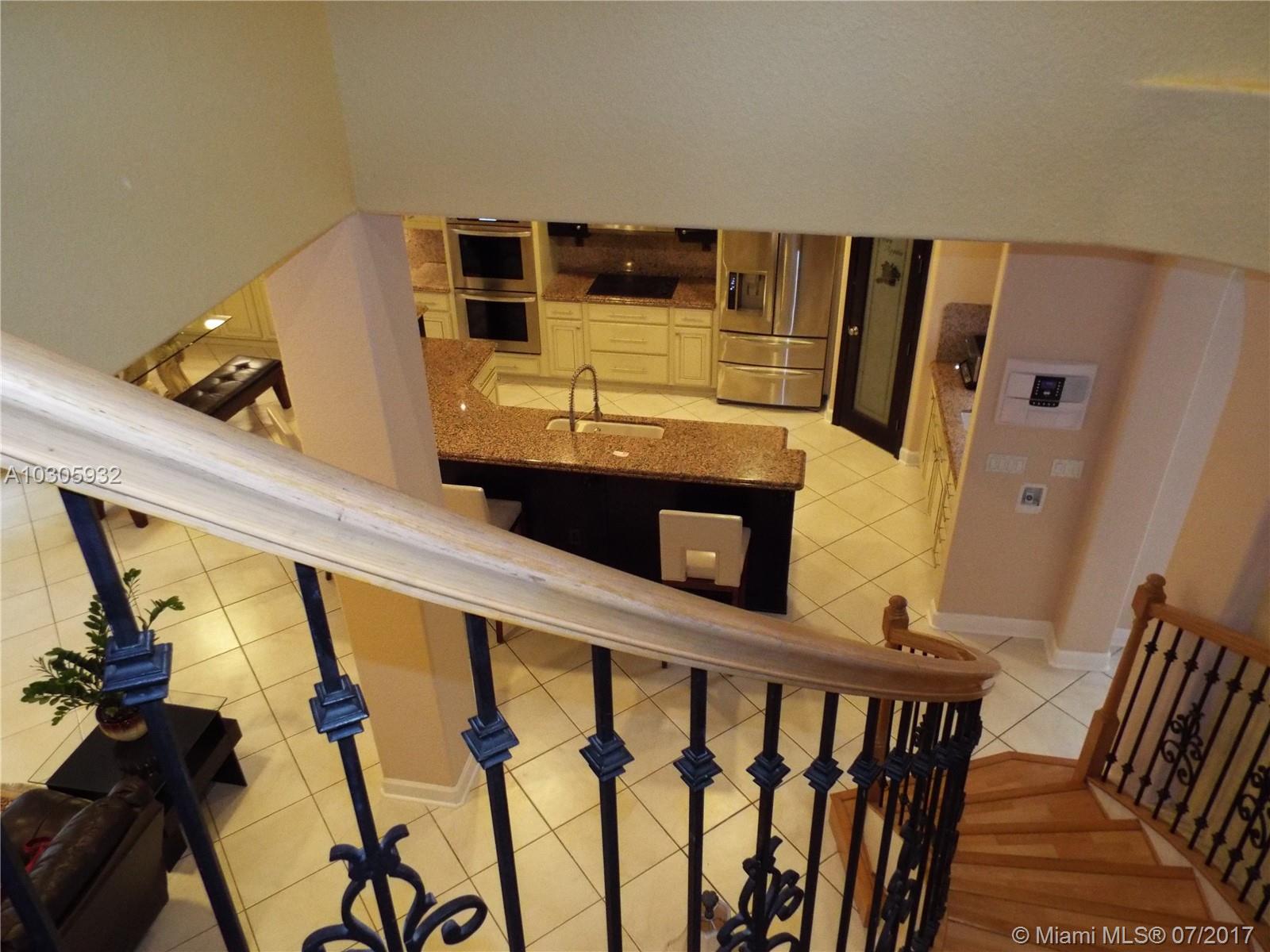 DORAL ISLES VENETIA - Residential Lease