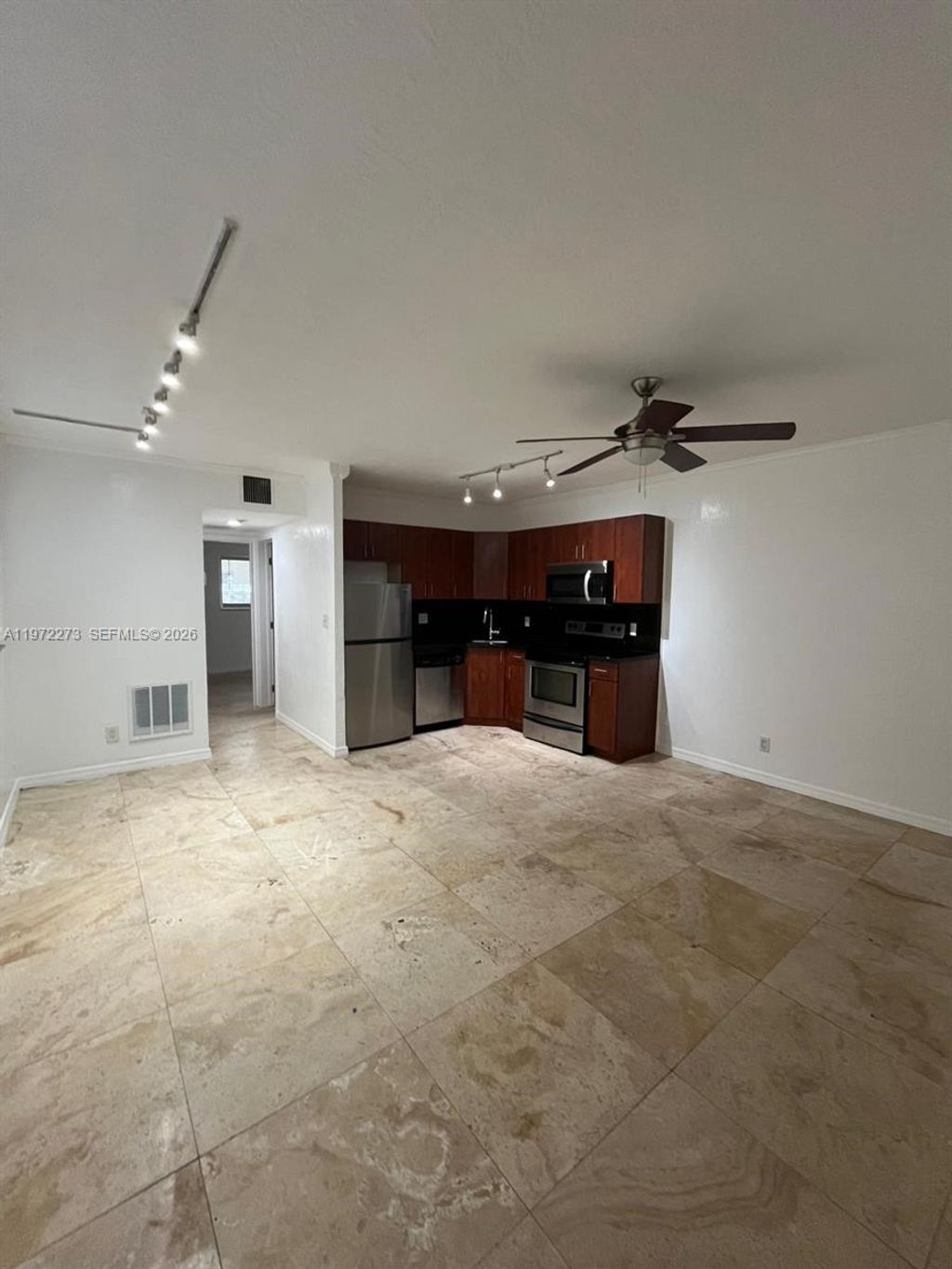 Photo of 1856 NE 46th St #F4, Fort Lauderdale, FL 33308 (MLS # A11972273)