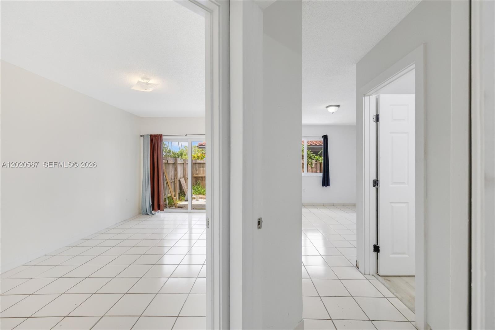 SAGA BAY TOWNHOMES - Residential
