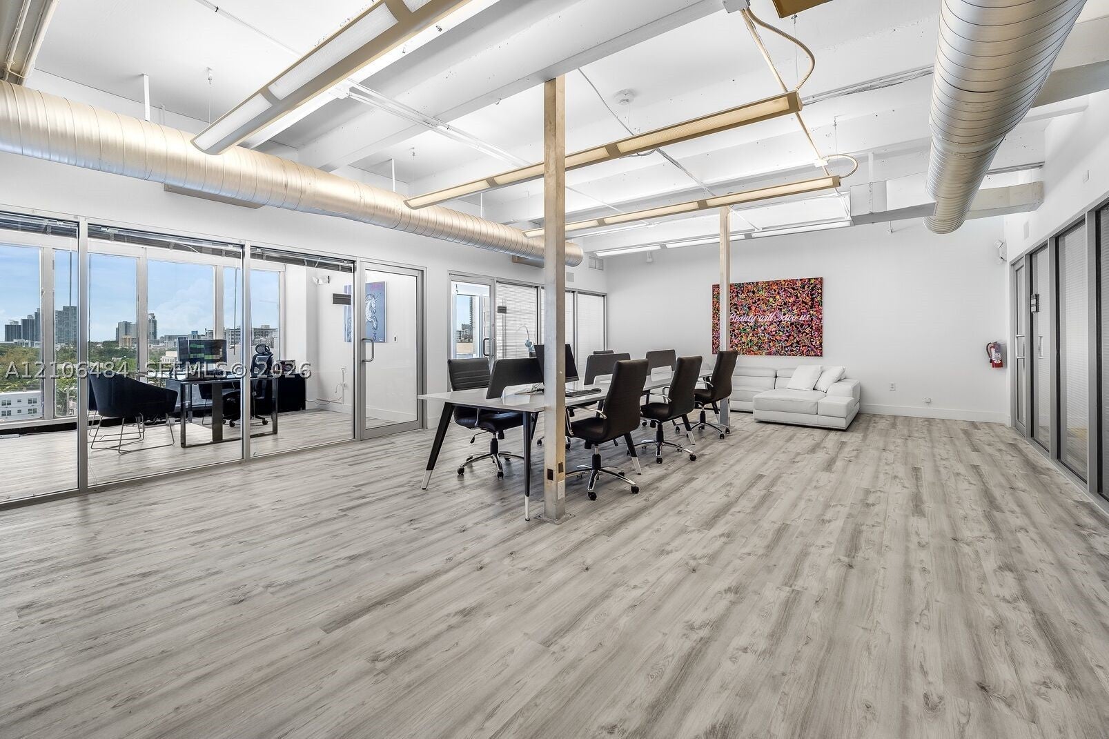 1680 Michigan Avenue PH5