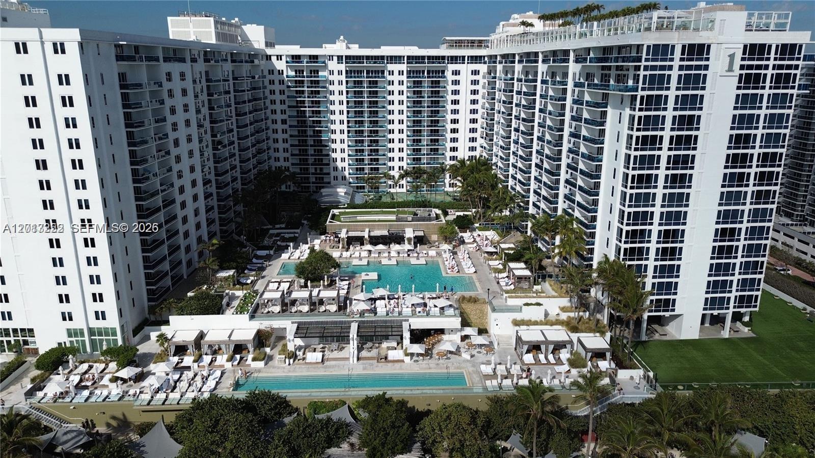RONEY PALACE CONDO - Residential Lease