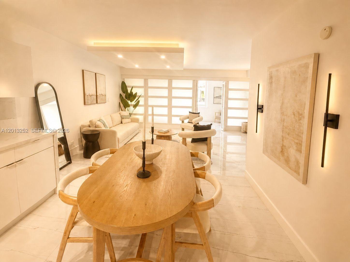 2301 Collins Ave 628