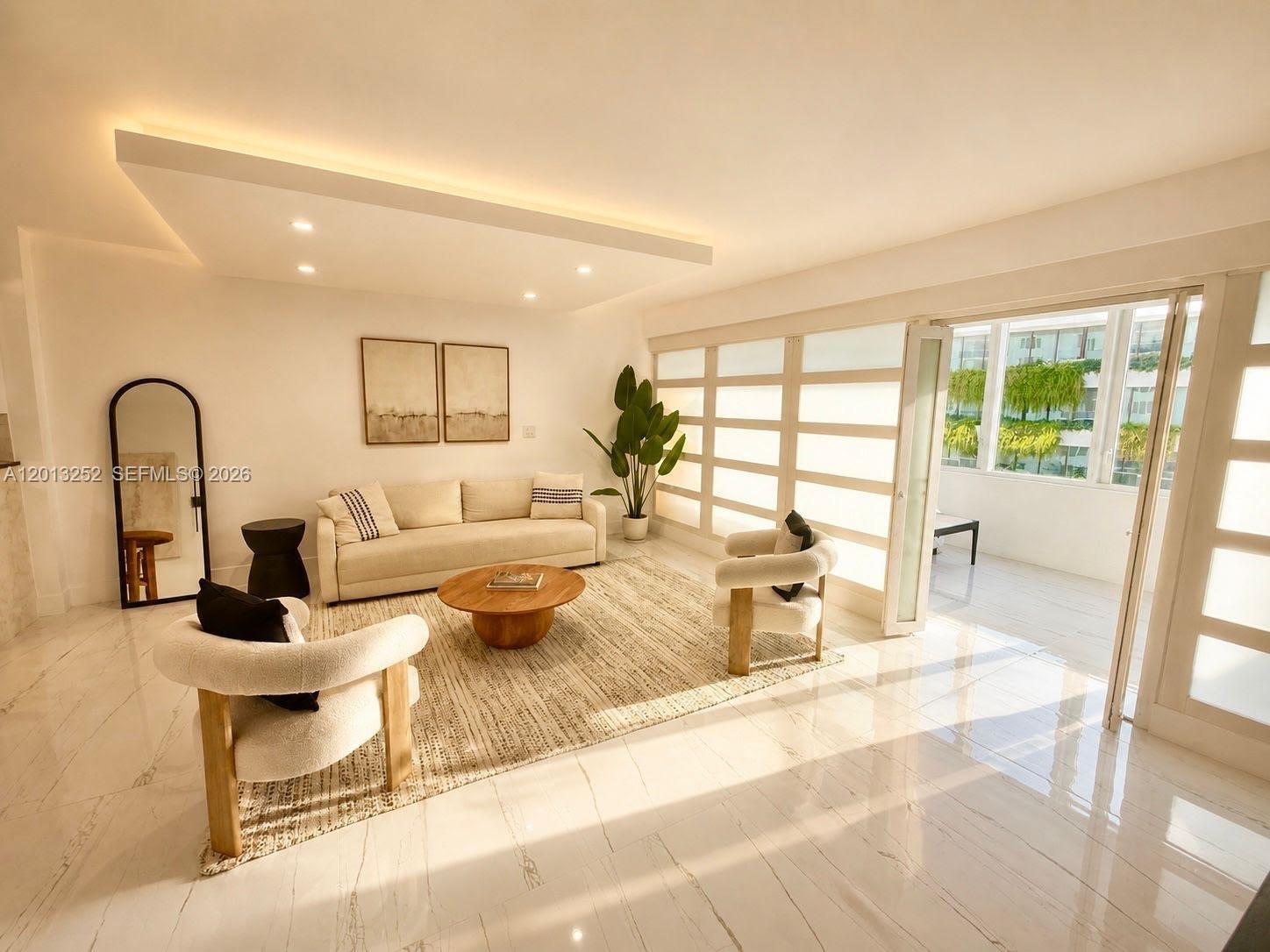 RONEY PALACE CONDO - Residential Lease