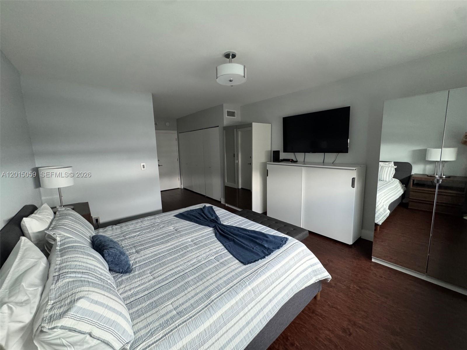 OCEANVIEW BUILDING B COND - Residential Lease