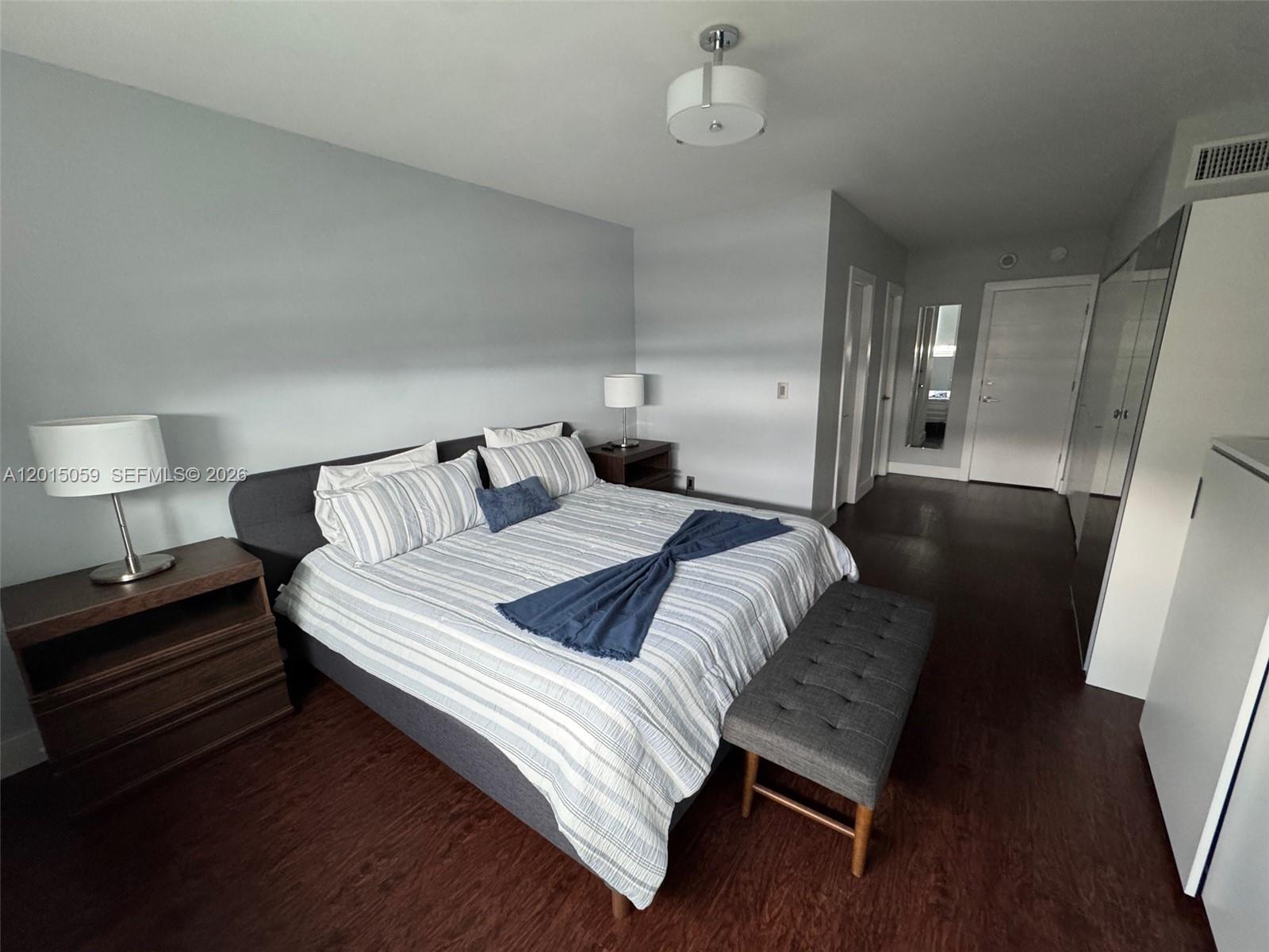 OCEANVIEW BUILDING B COND - Residential Lease