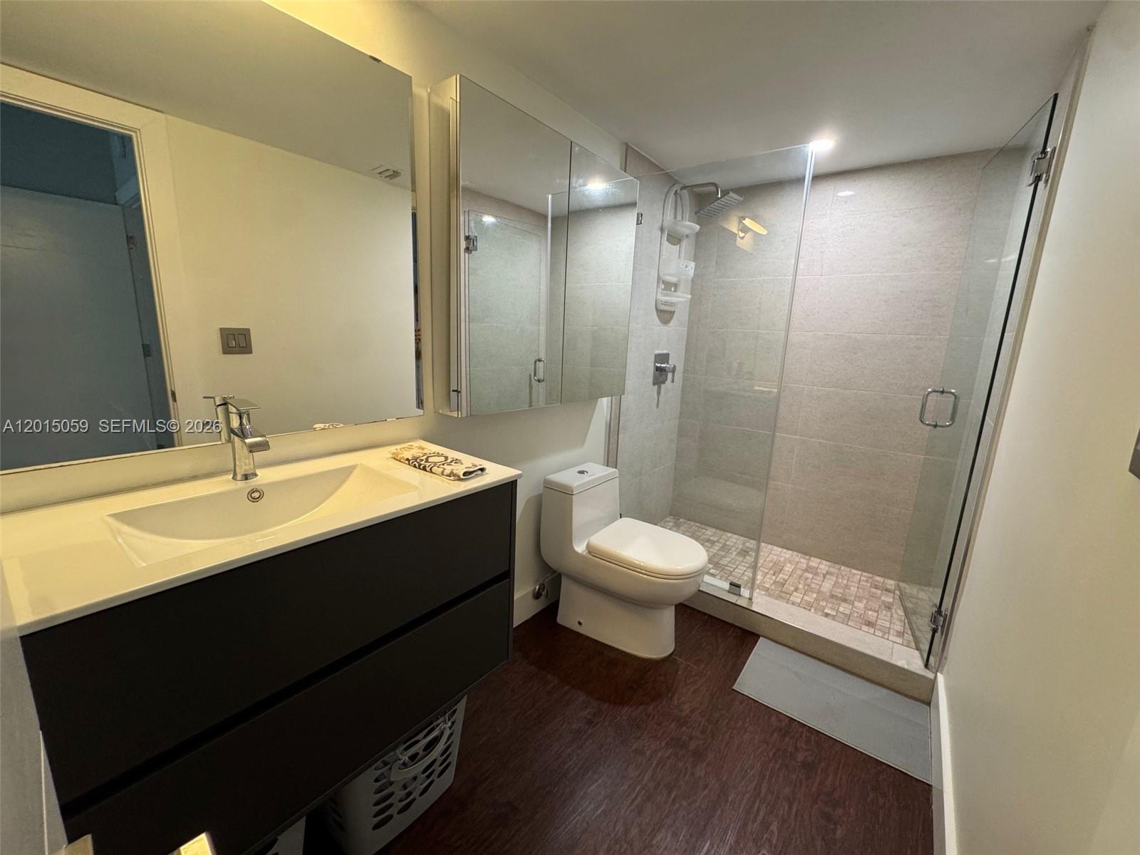 OCEANVIEW BUILDING B COND - Residential Lease