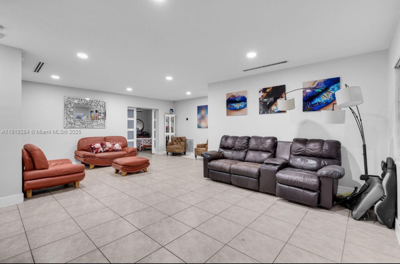 MILLER HEIGHTS SEC 4 - Residential